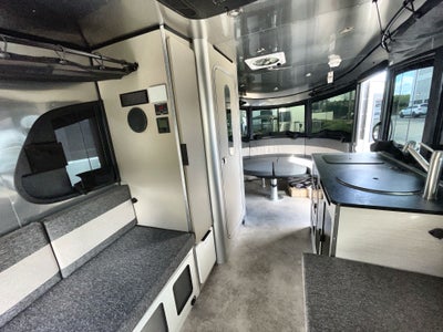 2026 Airstream 20Xe Base
