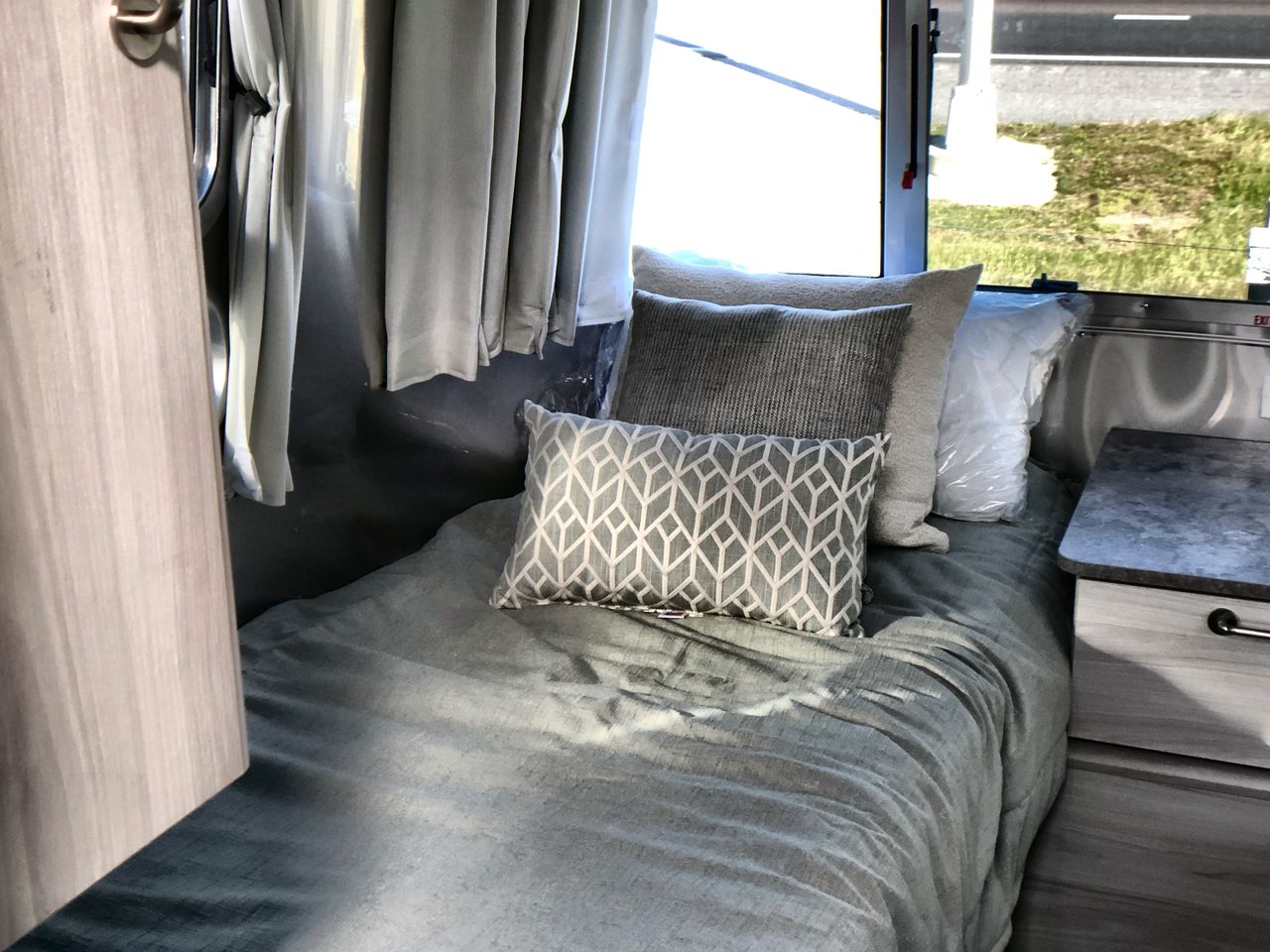 2026 Airstream 30RBT Base