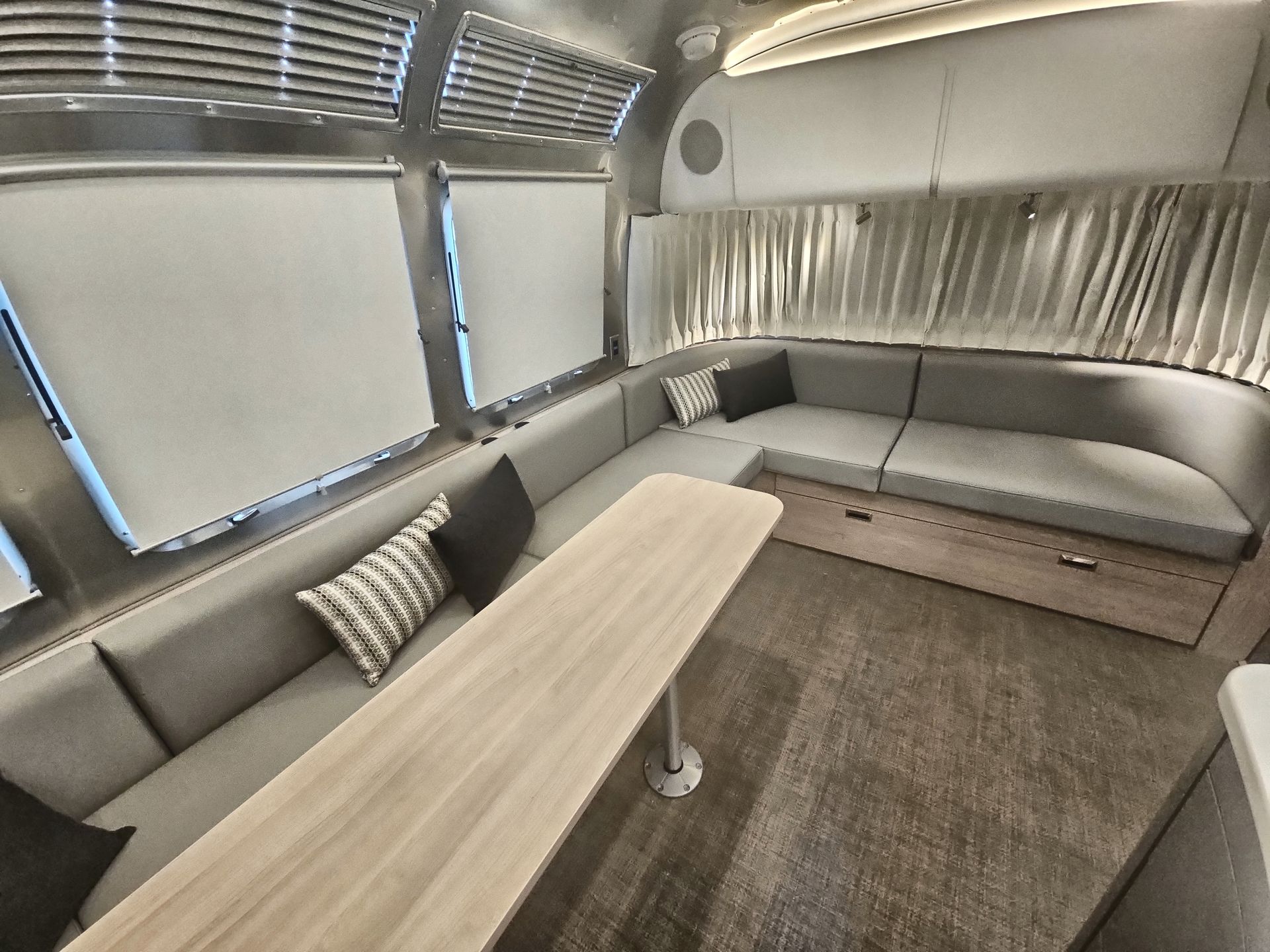 2026 Airstream 30RBQ Base