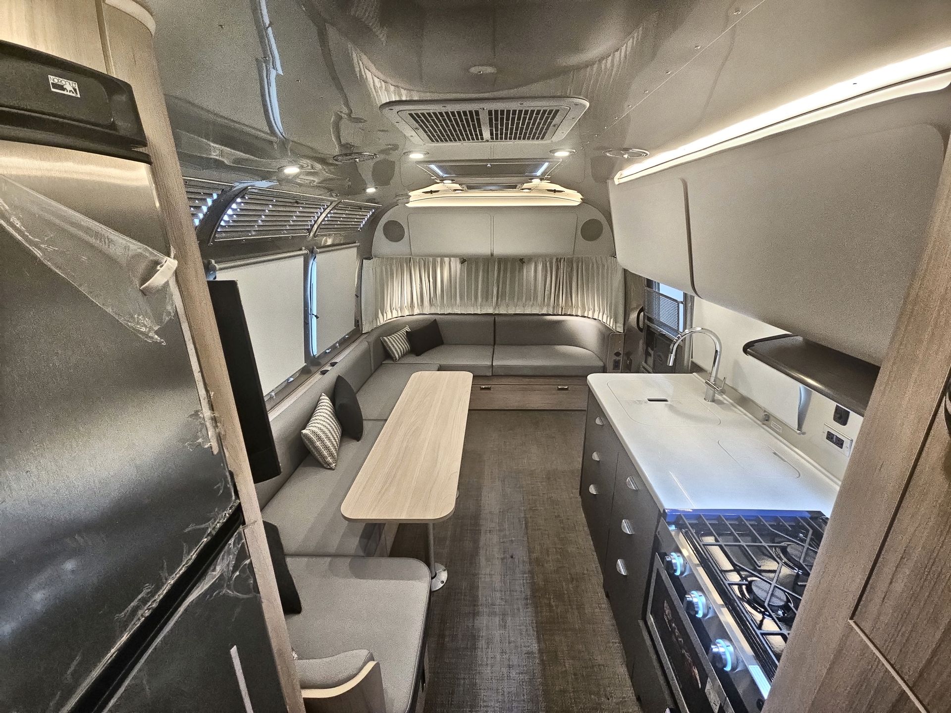2026 Airstream 30RBQ Base