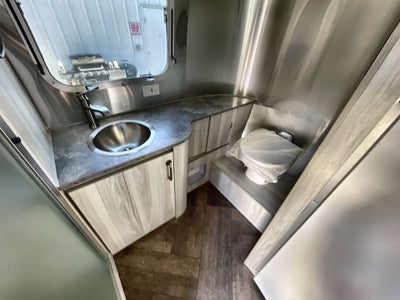 2026 Airstream 23FBT Base