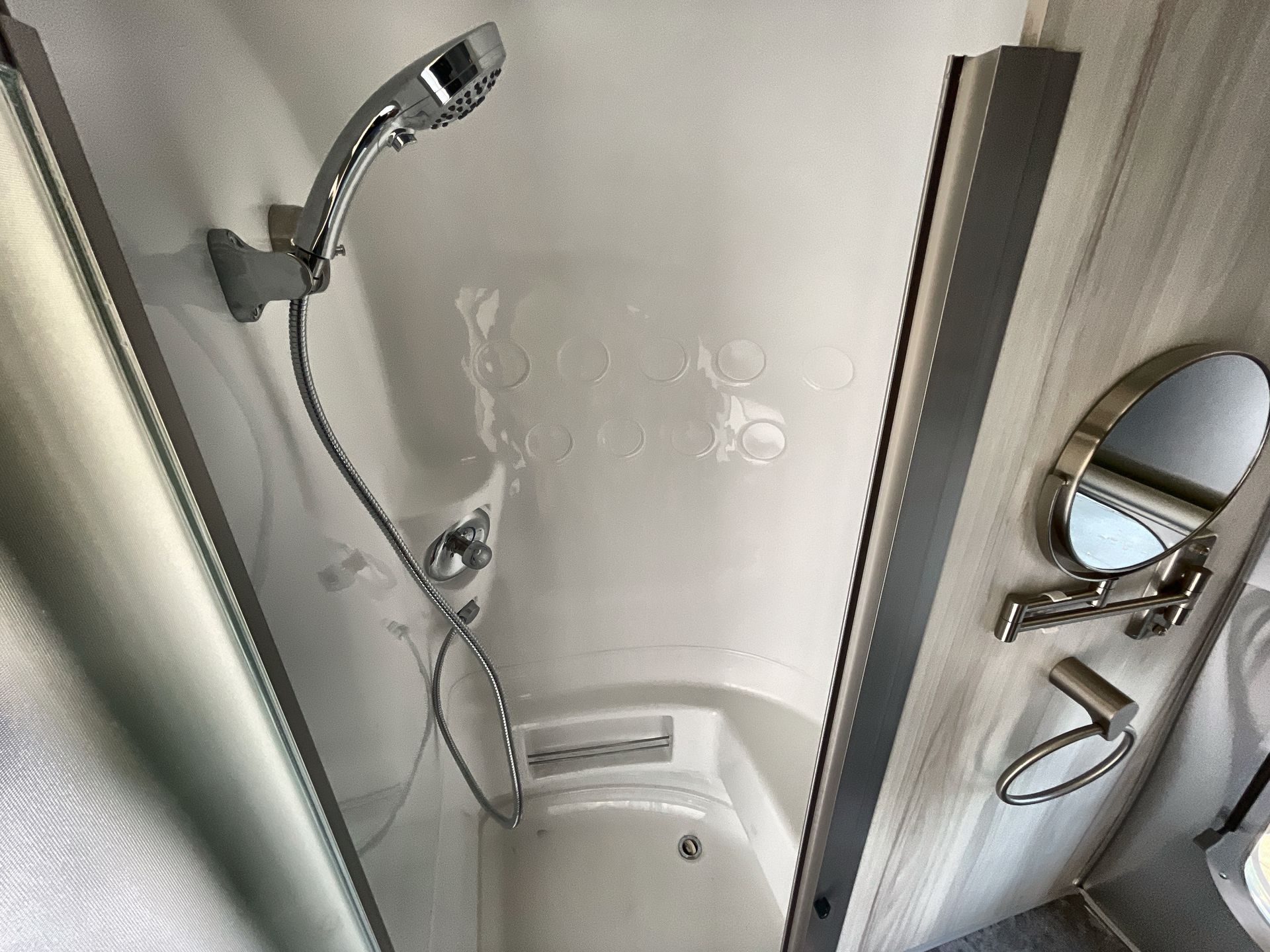 2026 Airstream 23FBT Base