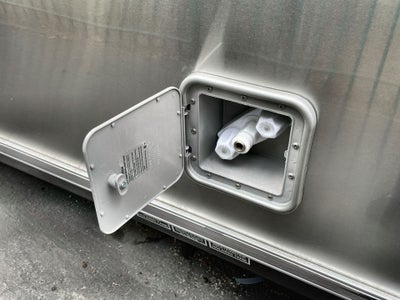 2026 Airstream 25FBT Base