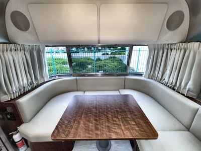 2026 Airstream 25FBT Base