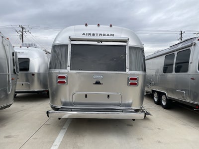 2026 Airstream 27FBQ Base