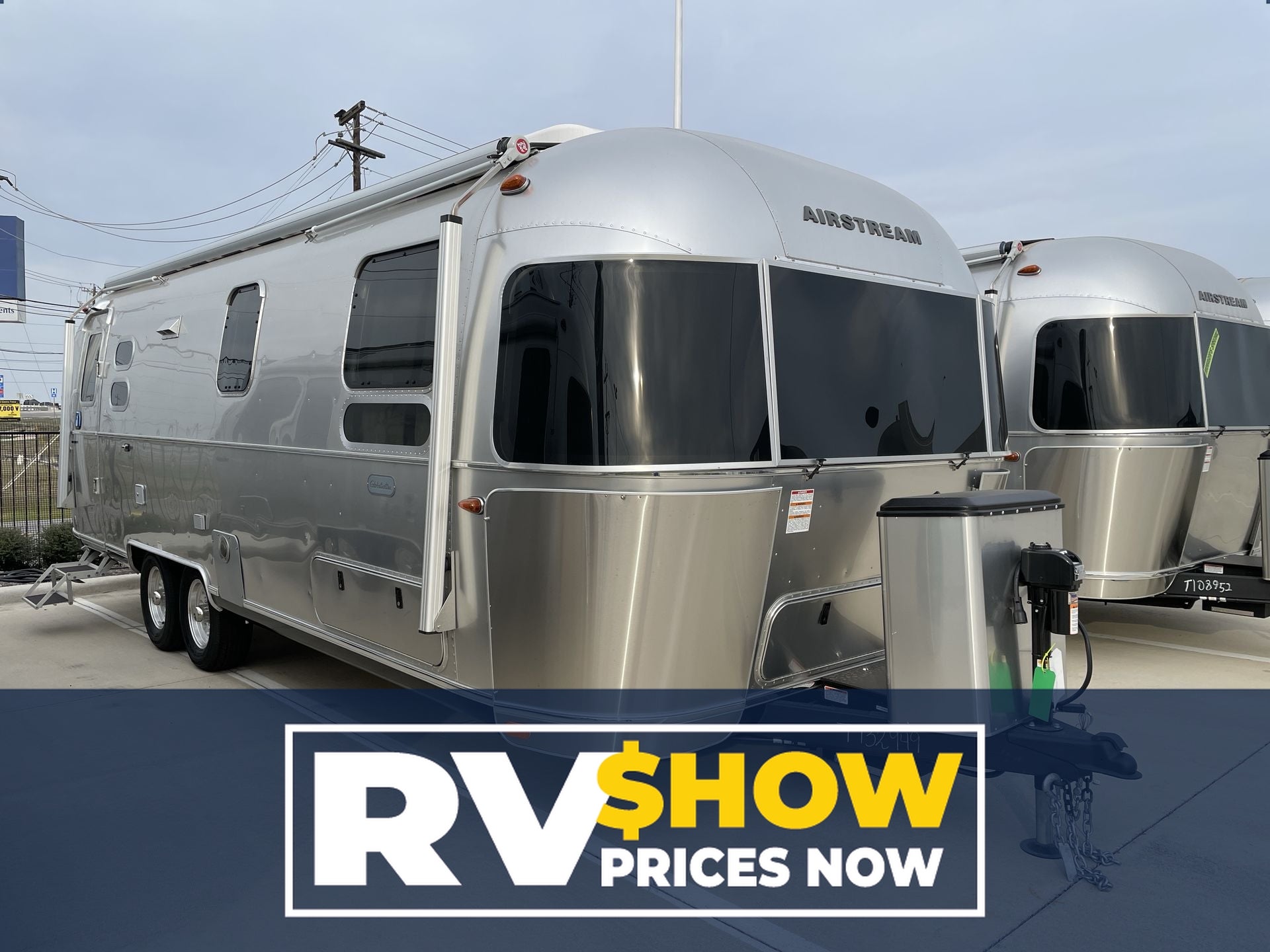 2026 Airstream 27FBT Base