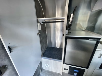 2026 Airstream 22FB Base