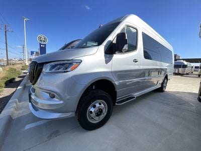 2026 Airstream 24GL Tommy Bahama Base