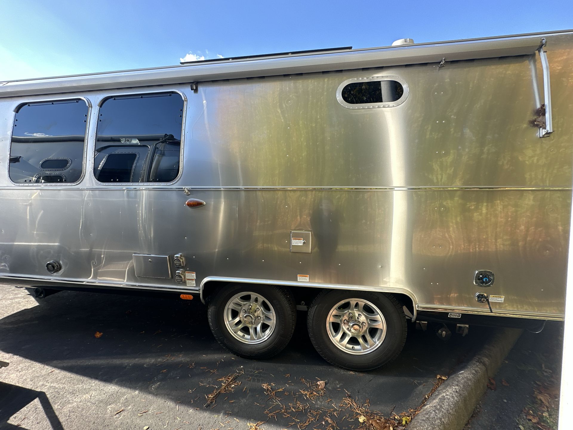 2025 Airstream 30RBQ Base