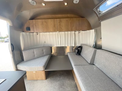 2026 Airstream 25FBQ Base