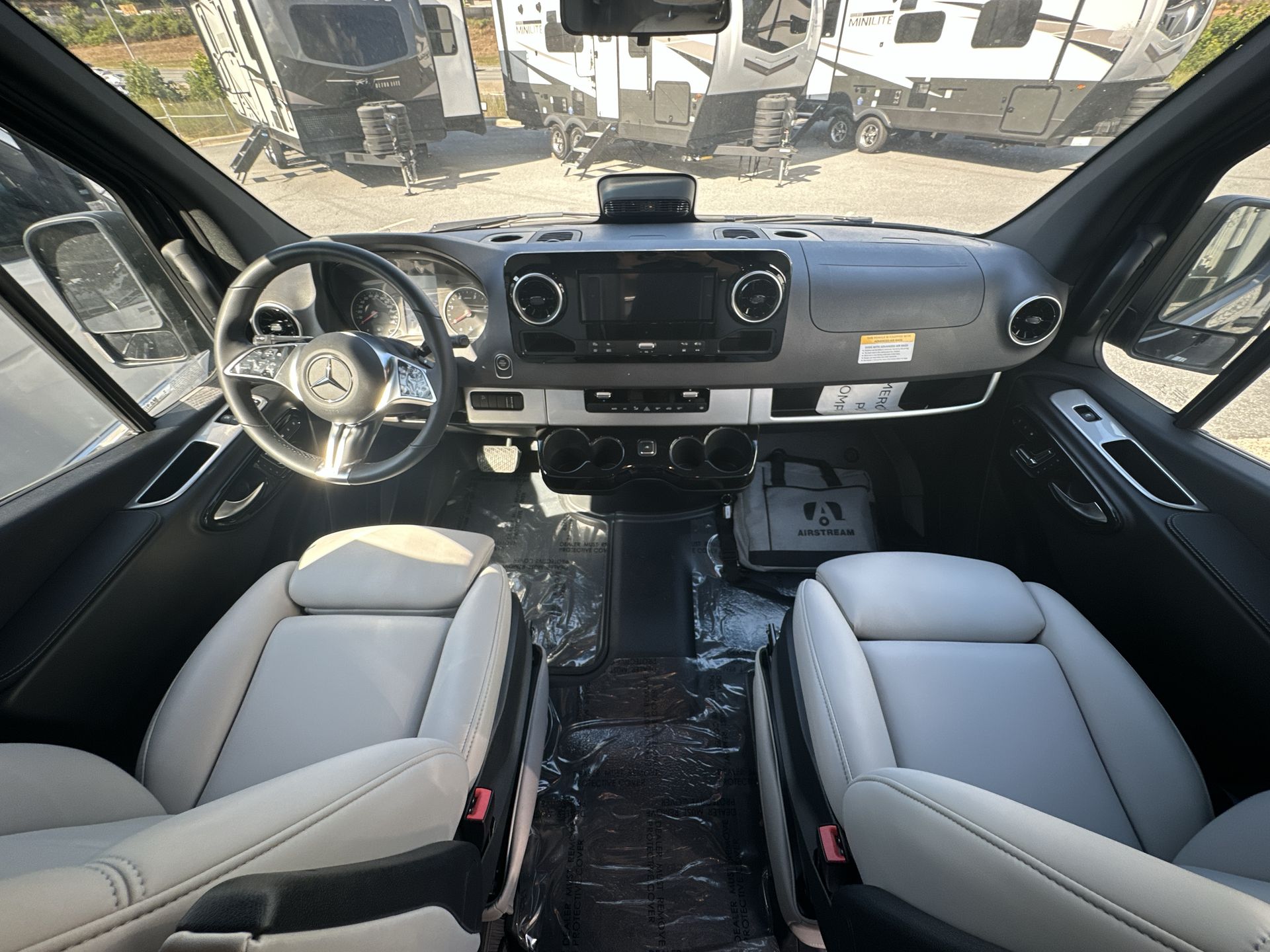 2026 Airstream 19GT Base