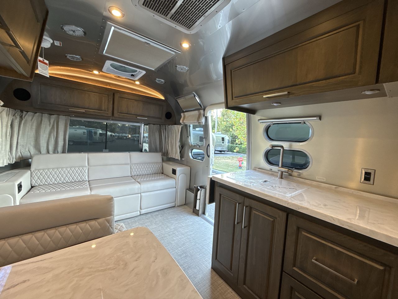 2026 Airstream 30RBQ Base