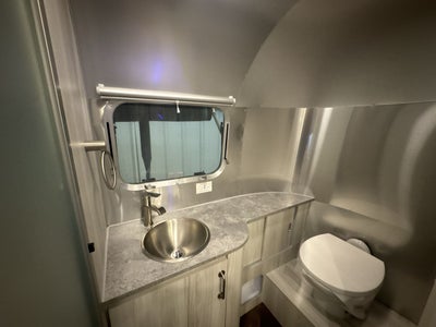 2026 Airstream 23FBT Base