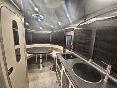 2025 Airstream 20Xe Base