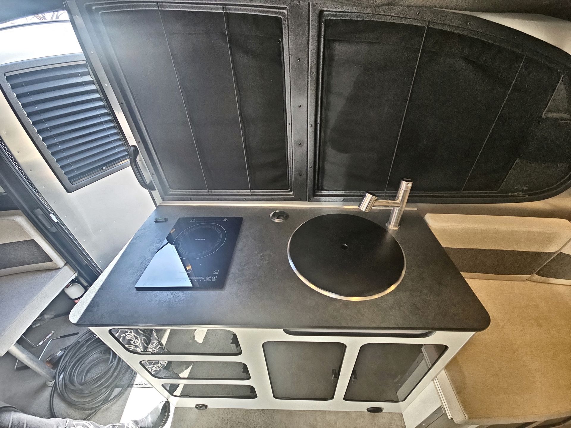 2025 Airstream 20Xe Base