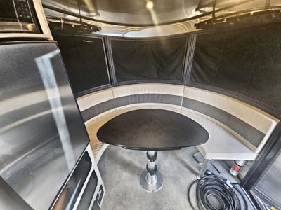 2025 Airstream 20Xe Base