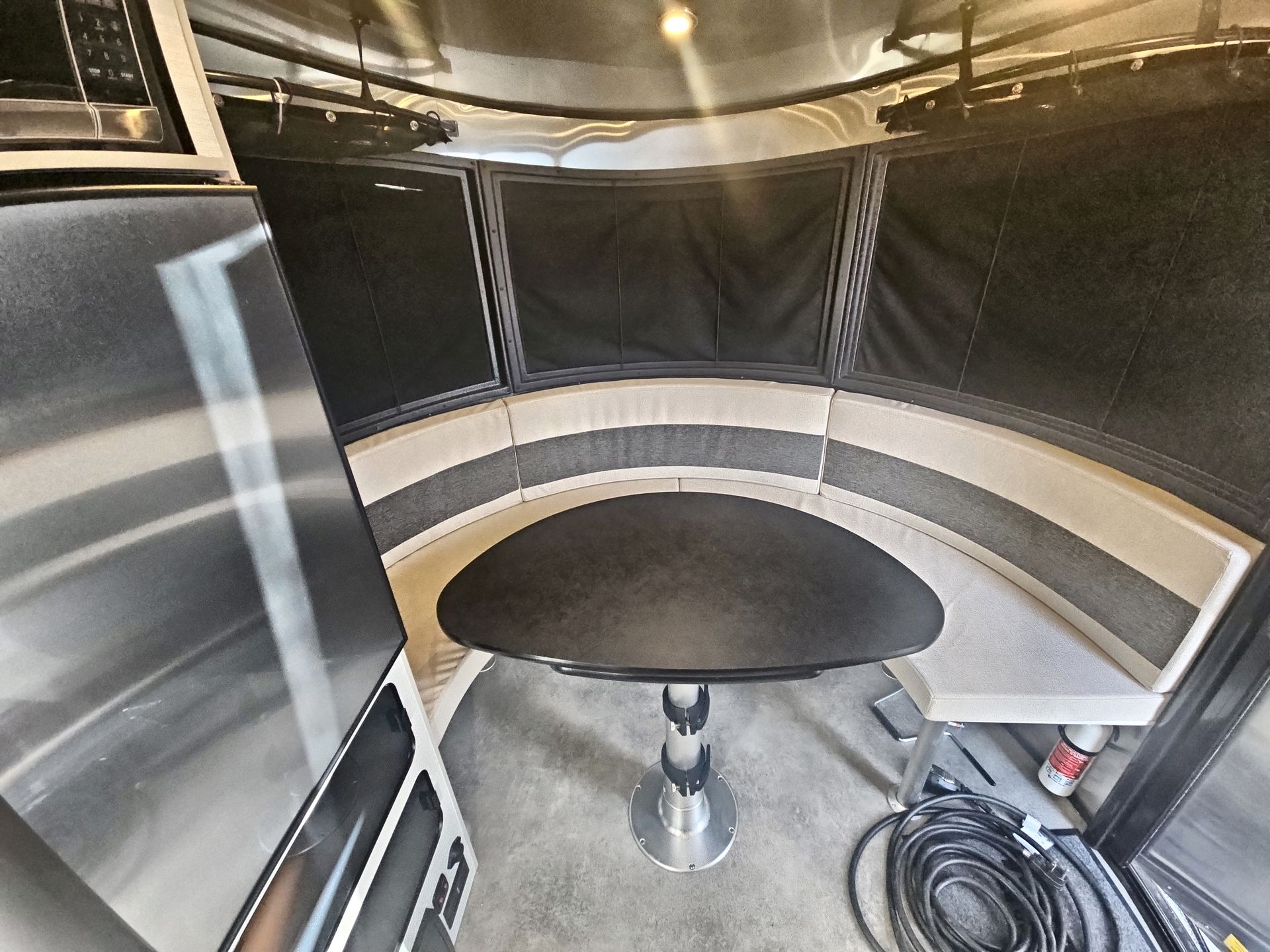 2025 Airstream 20Xe Base