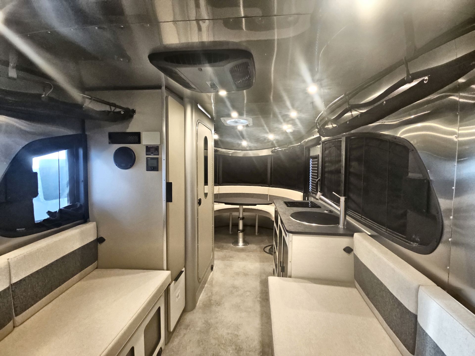 2025 Airstream 20Xe Base