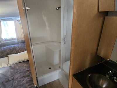 2015 Airstream 23D Base