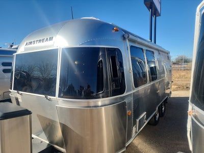 2015 Airstream 23D Base