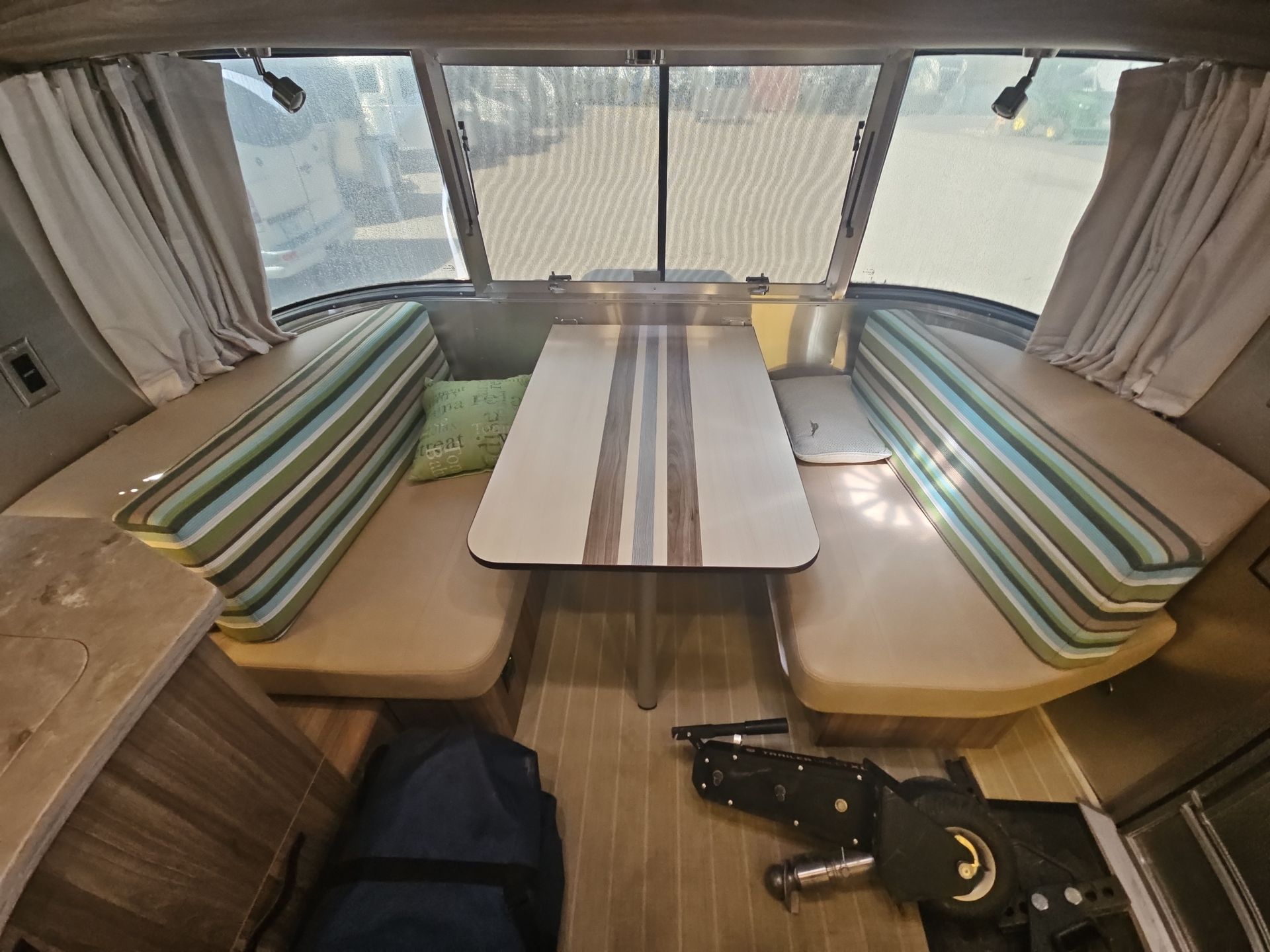 2018 Airstream 19CB Base