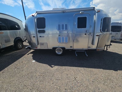 2018 Airstream 19CB Base