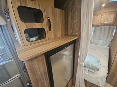 2018 Airstream 19CB Base
