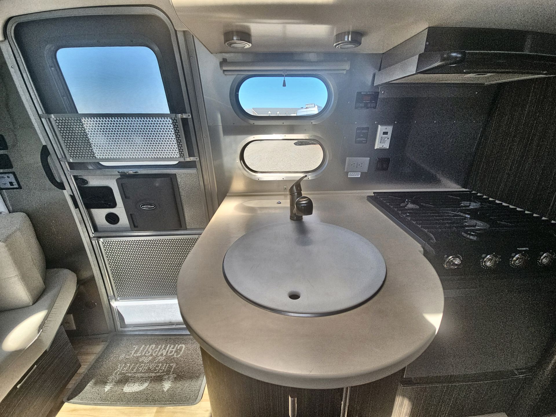 2016 Airstream 23CB (Corner Bed) Base