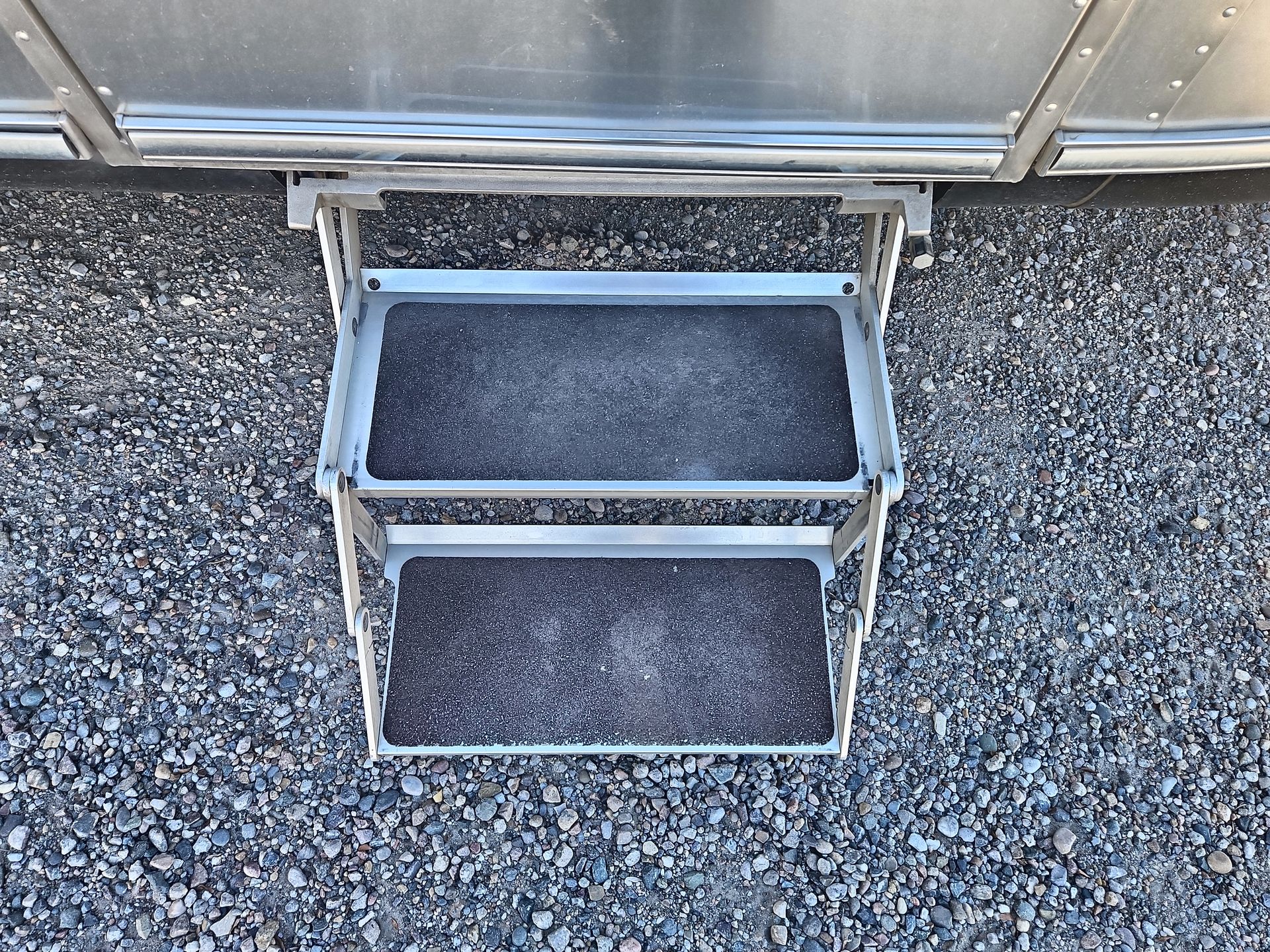 2016 Airstream 23CB (Corner Bed) Base