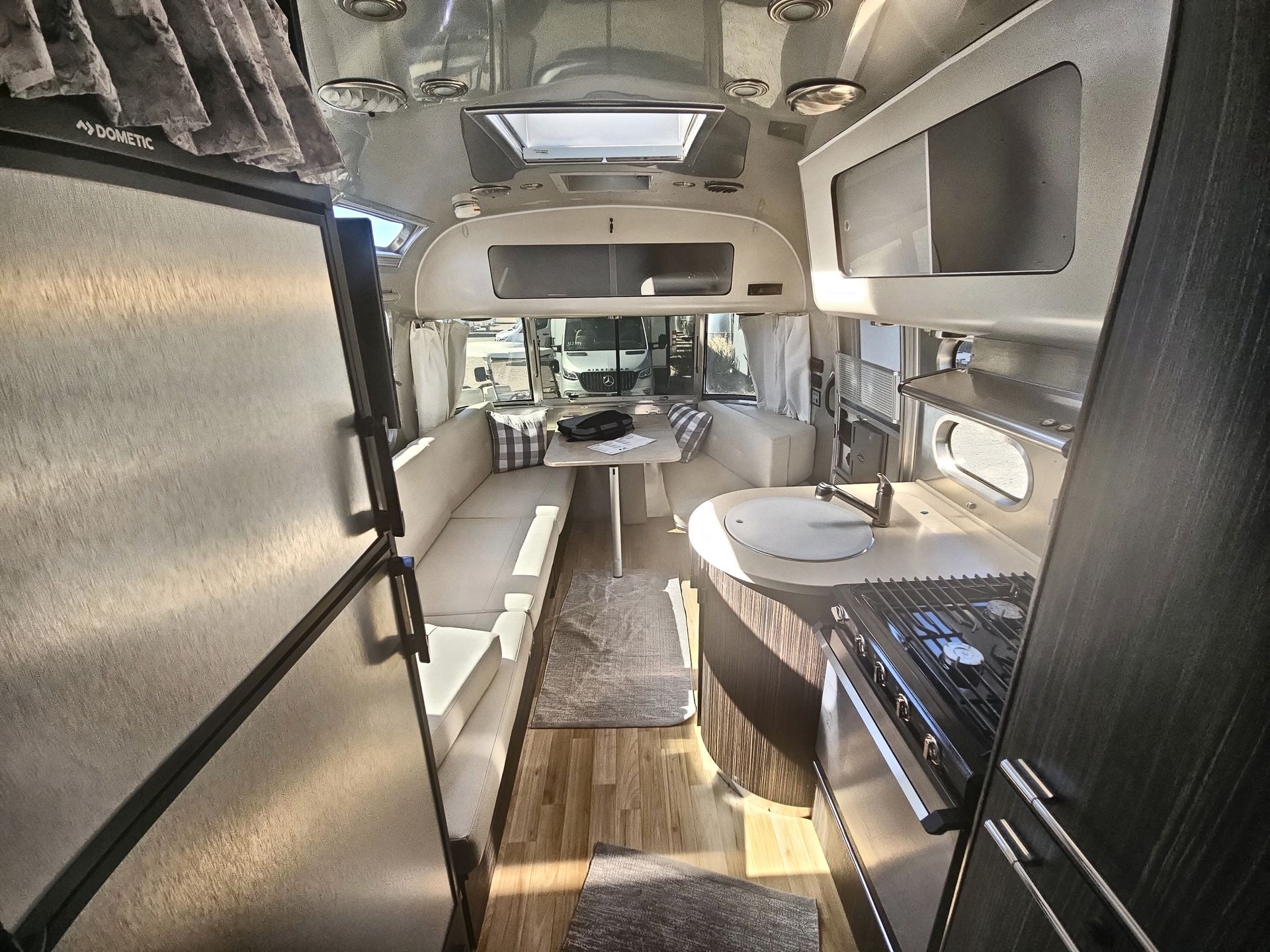 2016 Airstream 23CB (Corner Bed) Base