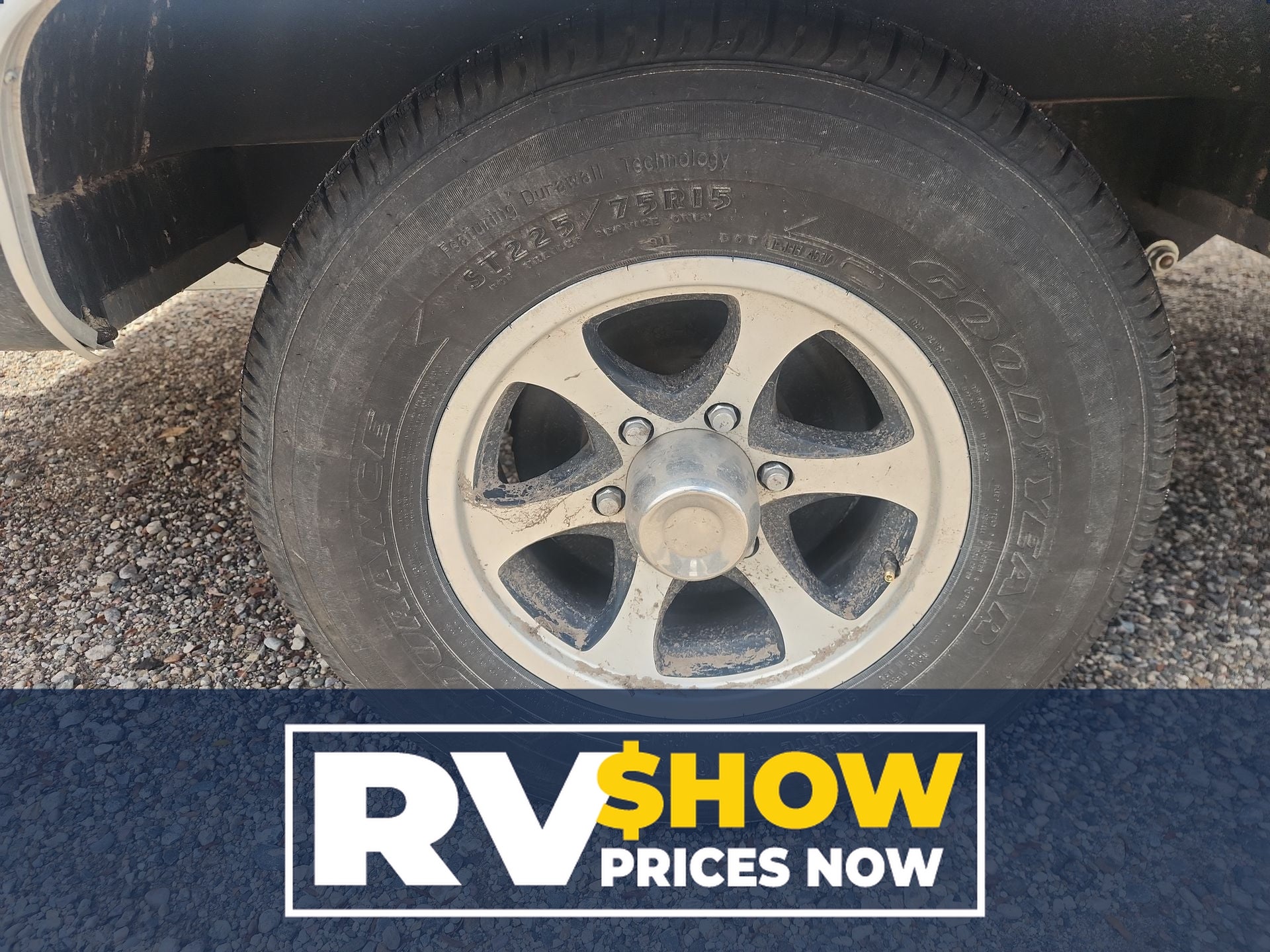 2023 Airstream 16RB Base