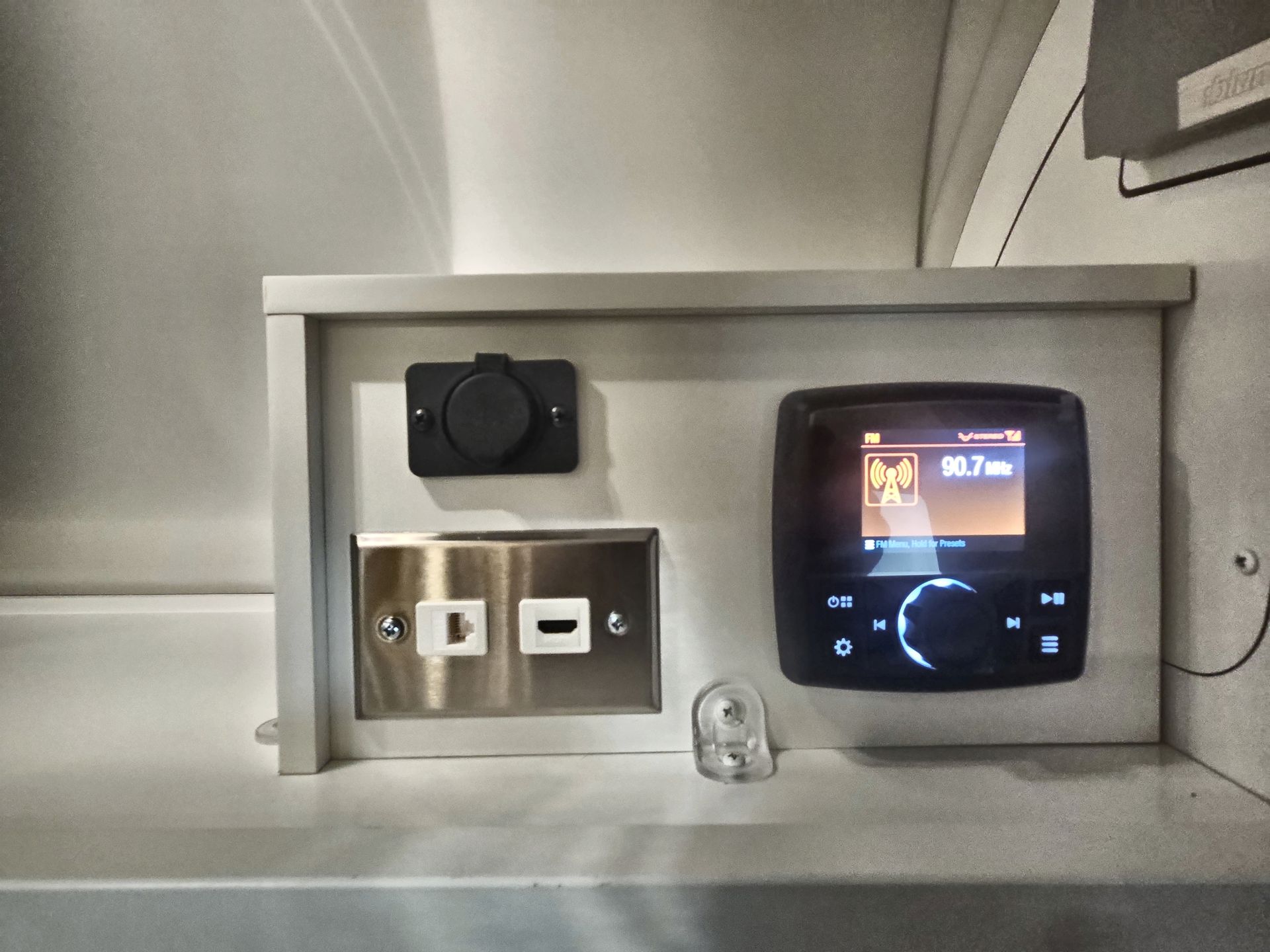 2026 Airstream 28RBQ Base