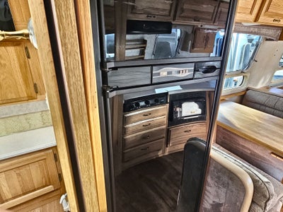 2003 Airstream 30FB Base