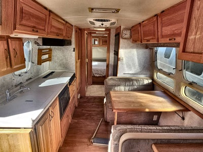 2003 Airstream 30FB Base