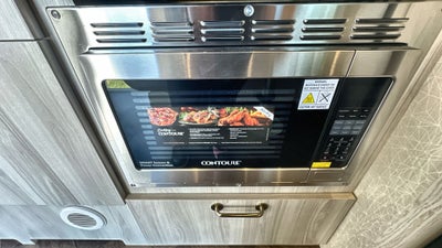 2025 Airstream 23FBT Base