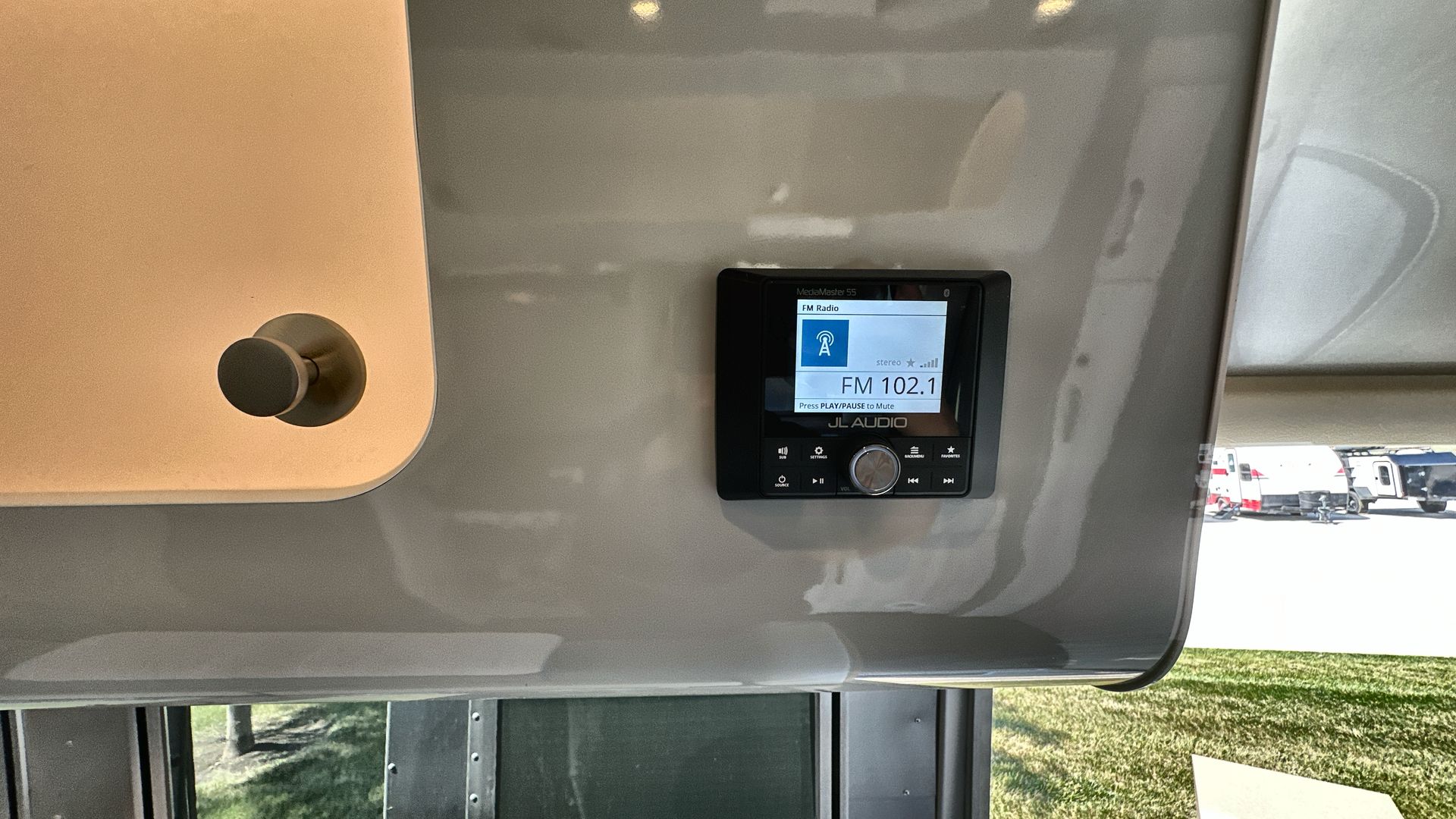 2025 Airstream 23FBT Base