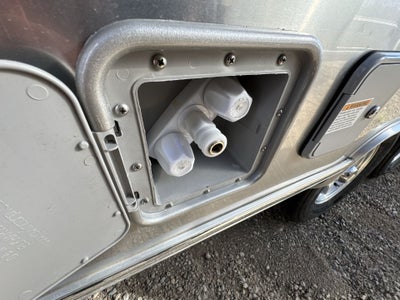 2025 Airstream 27FBT Base