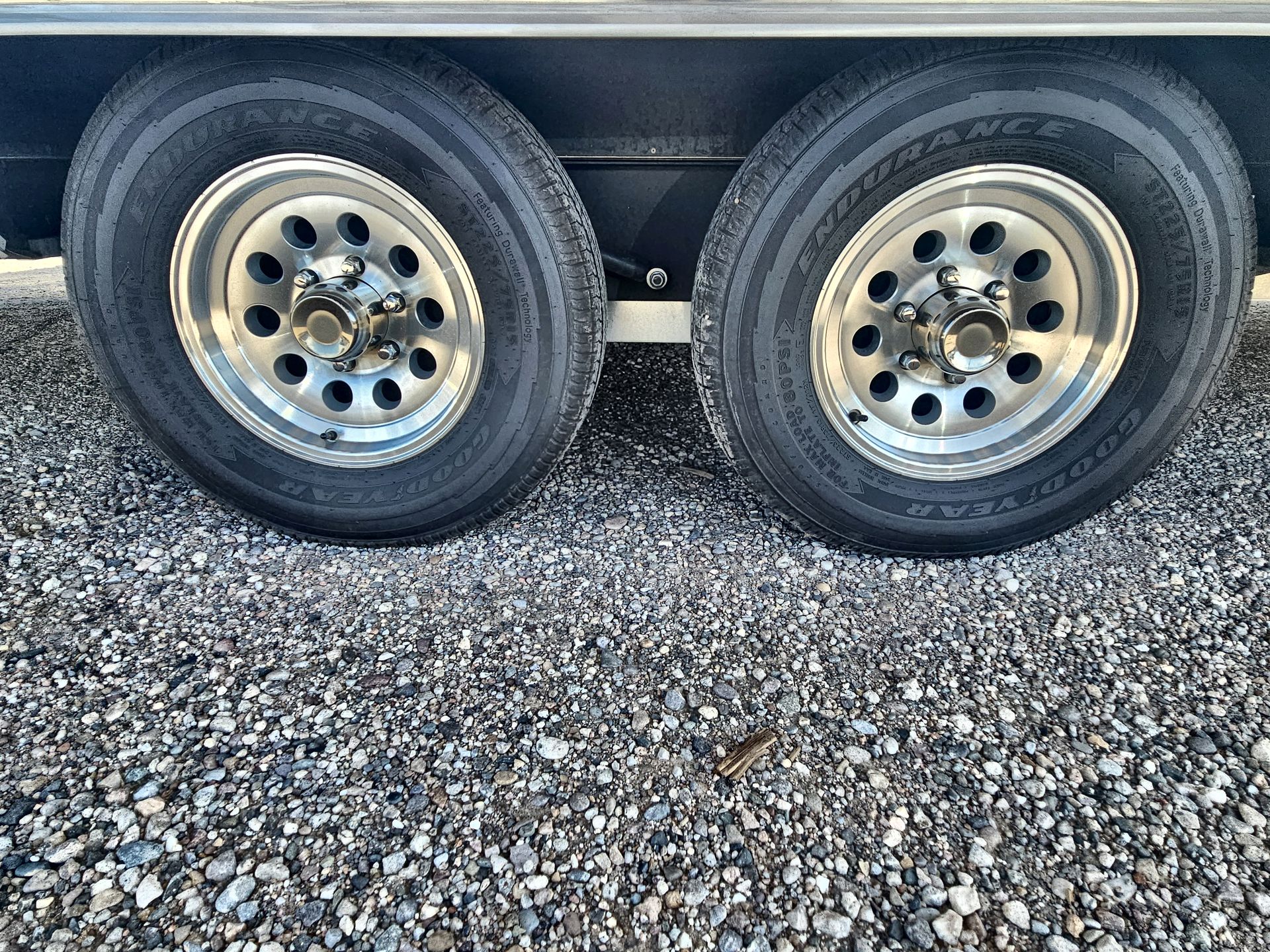 2024 Airstream 25FBT Base