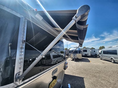 2024 Airstream 25FBT Base