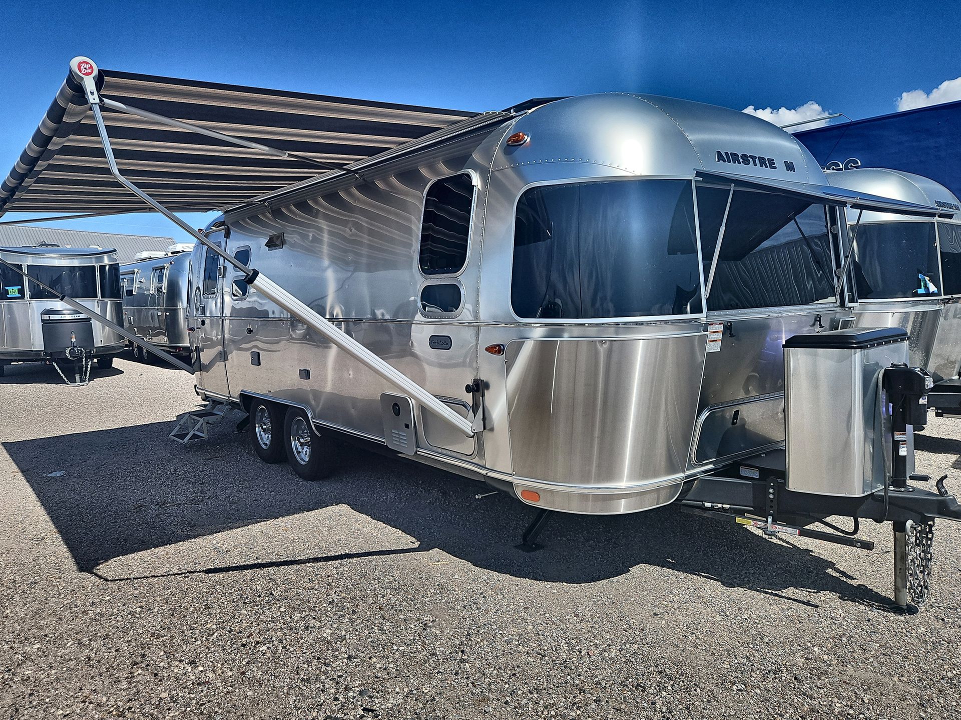 2024 Airstream 25FBT Base