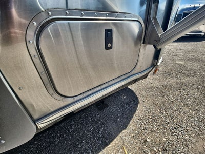 2024 Airstream 25FBT Base