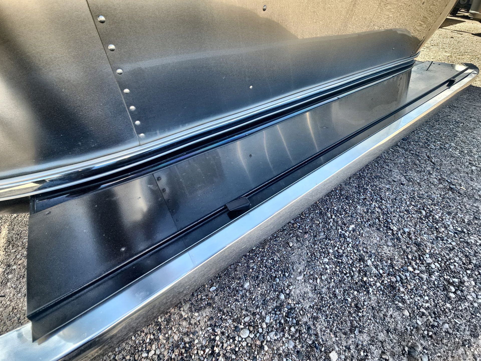 2024 Airstream 25FBT Base