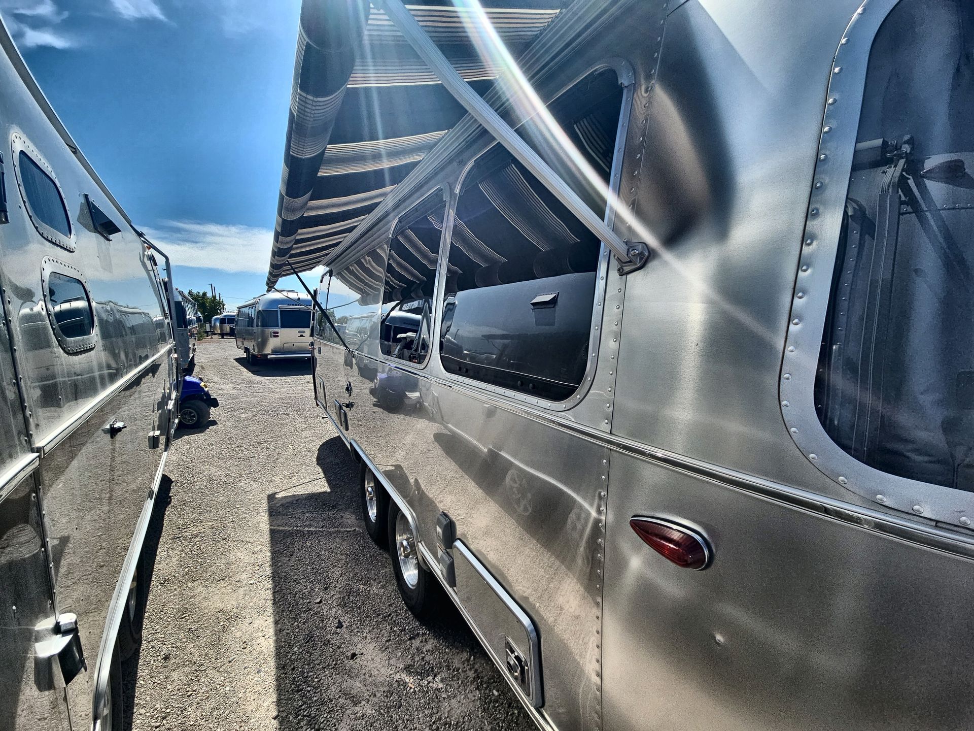 2024 Airstream 25FBT Base