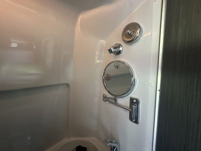 2025 Airstream 24 GL Base