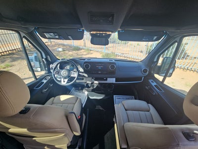 2021 Airstream 24GL TOMMY Base