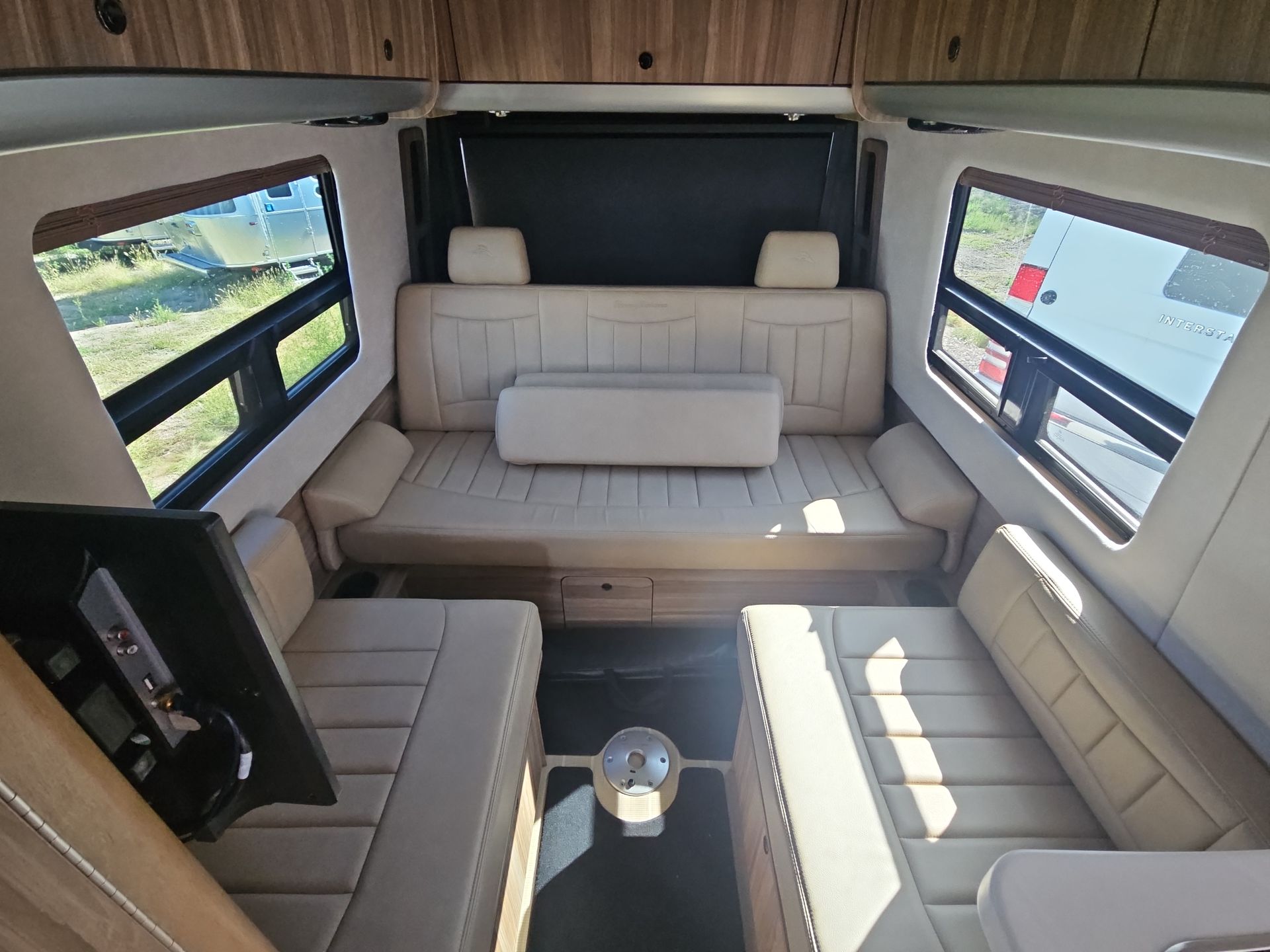 2021 Airstream 24GL TOMMY Base