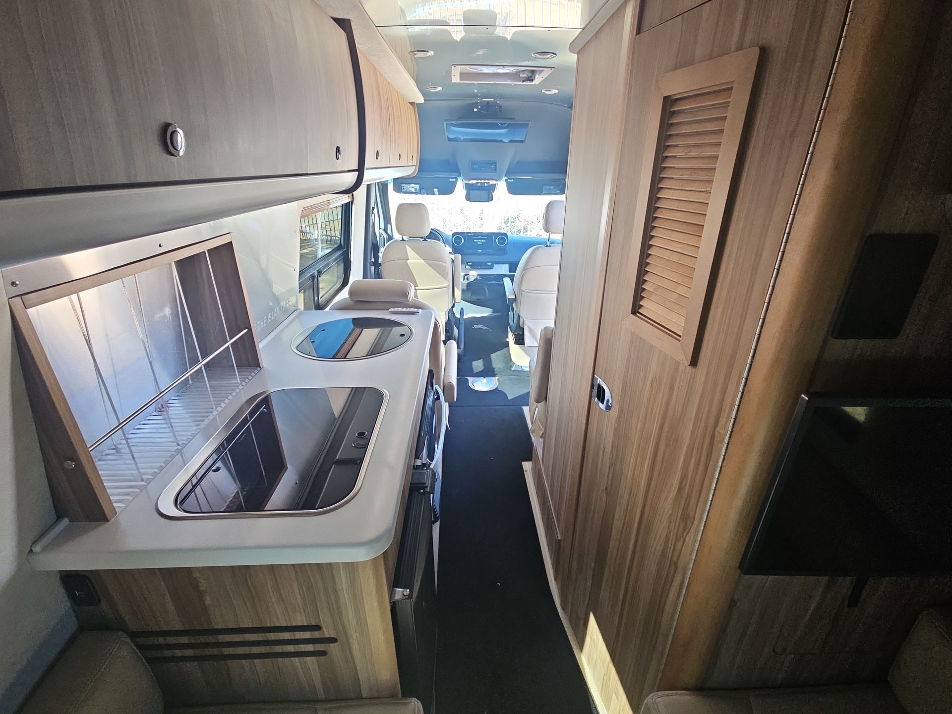 2021 Airstream 24GL TOMMY Base