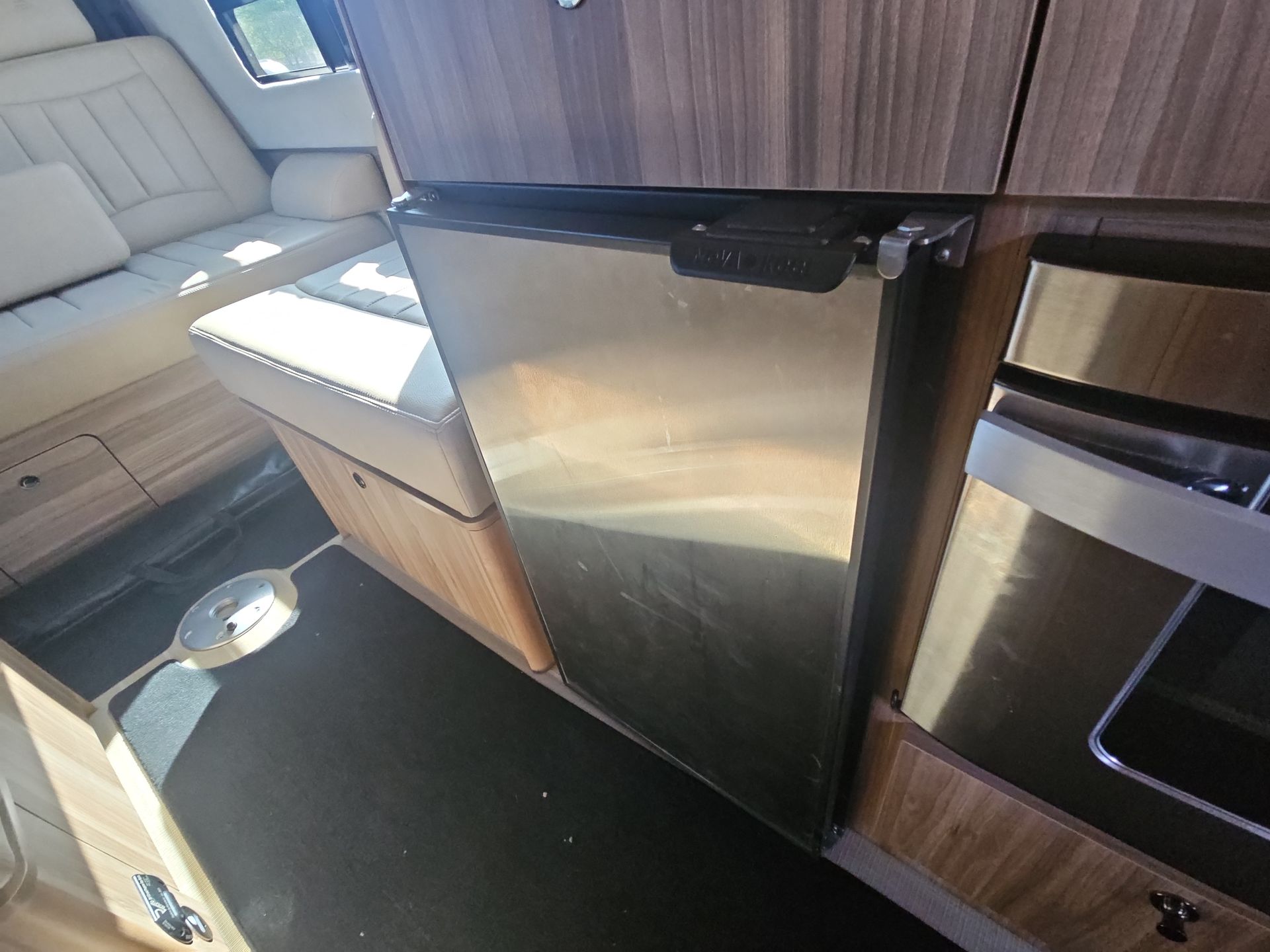 2021 Airstream 24GL TOMMY Base