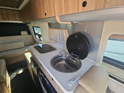 2021 Airstream 24GL TOMMY Base