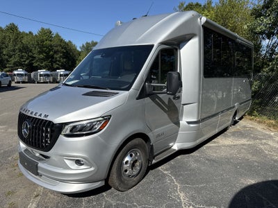 2026 Airstream Murphy Suite Base